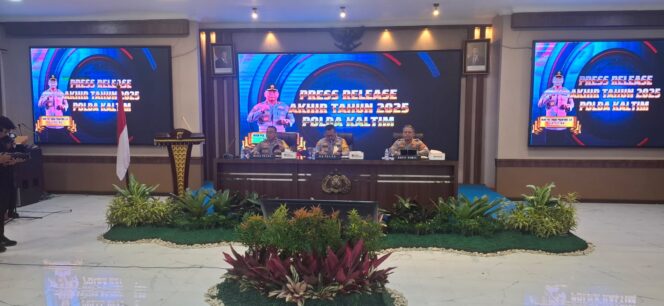 
					Rilis Akhir Tahun 2025, Kapolda Kaltim Paparkan Capaian Kinerja dan Tantangan Keamanan