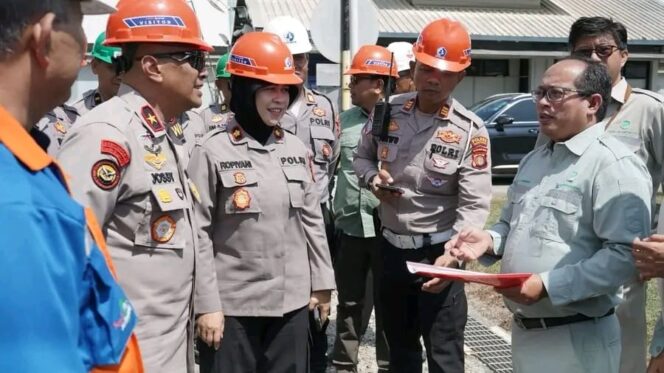 
					Wakapolda Kaltim Tinjau Kesiapan Pengamanan VVIP Jelang Agenda Nasional di Bontang