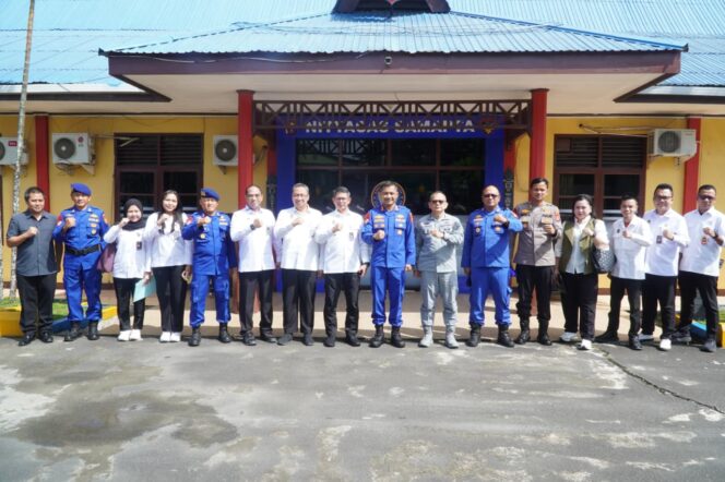 
					Kemenpolkam RI Kunjungi Mako Ditpolairud Polda Kaltim, Perkuat Koordinasi Pengamanan Perairan