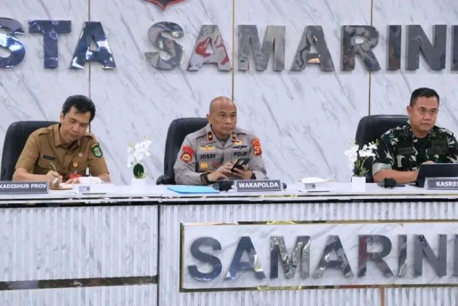
					Perkuat Sinergi Pengamanan Lebaran Tahun 2026, Wakapolda Kaltim Ikuti Rakor Lintas Sektoral Nasional Secara Virtual