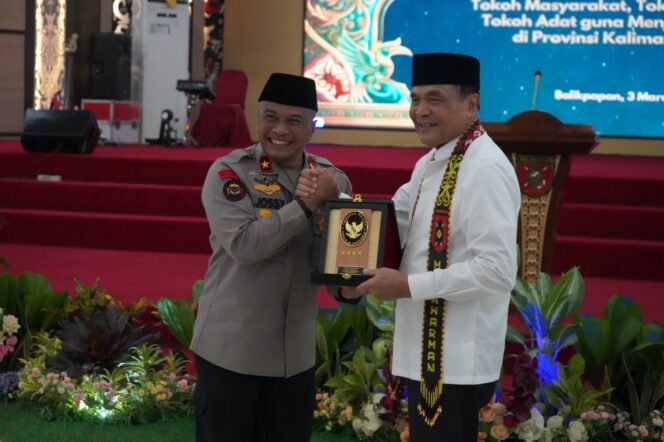 
					Wakapolda Hadiri Safari Ramadhan Bersama Menkopolkam di Kodam VI Mulawarman, Perkuat Sinergi TNI-Polri dan Stabilitas Kaltim