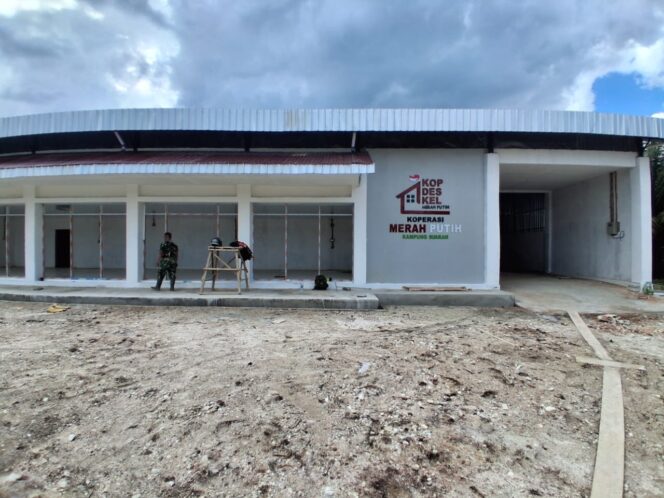 
					Pembangunan Gedung Koperasi Merah Putih Kampung Suaran Capai 90 Persen, Target Segera Beroperasi